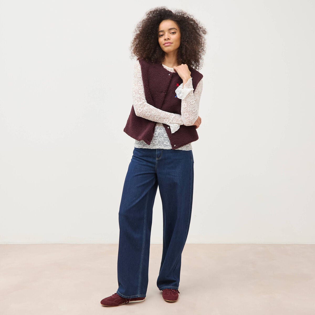 Cardigan droit sans manches doubl&eacute; bordeaux femme