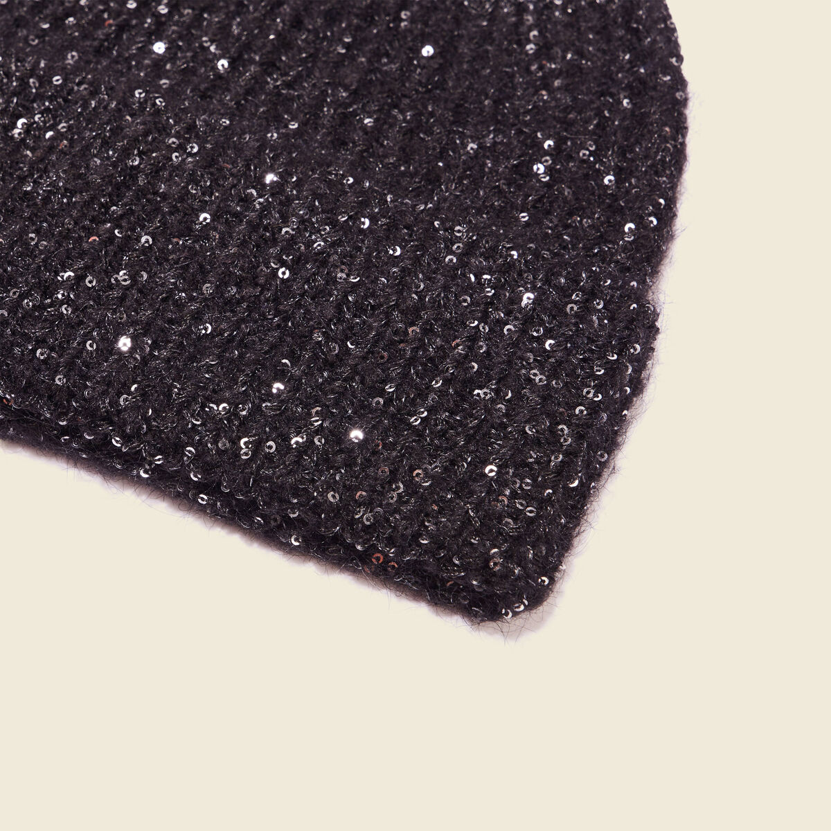Bonnet avec sequins noir femme