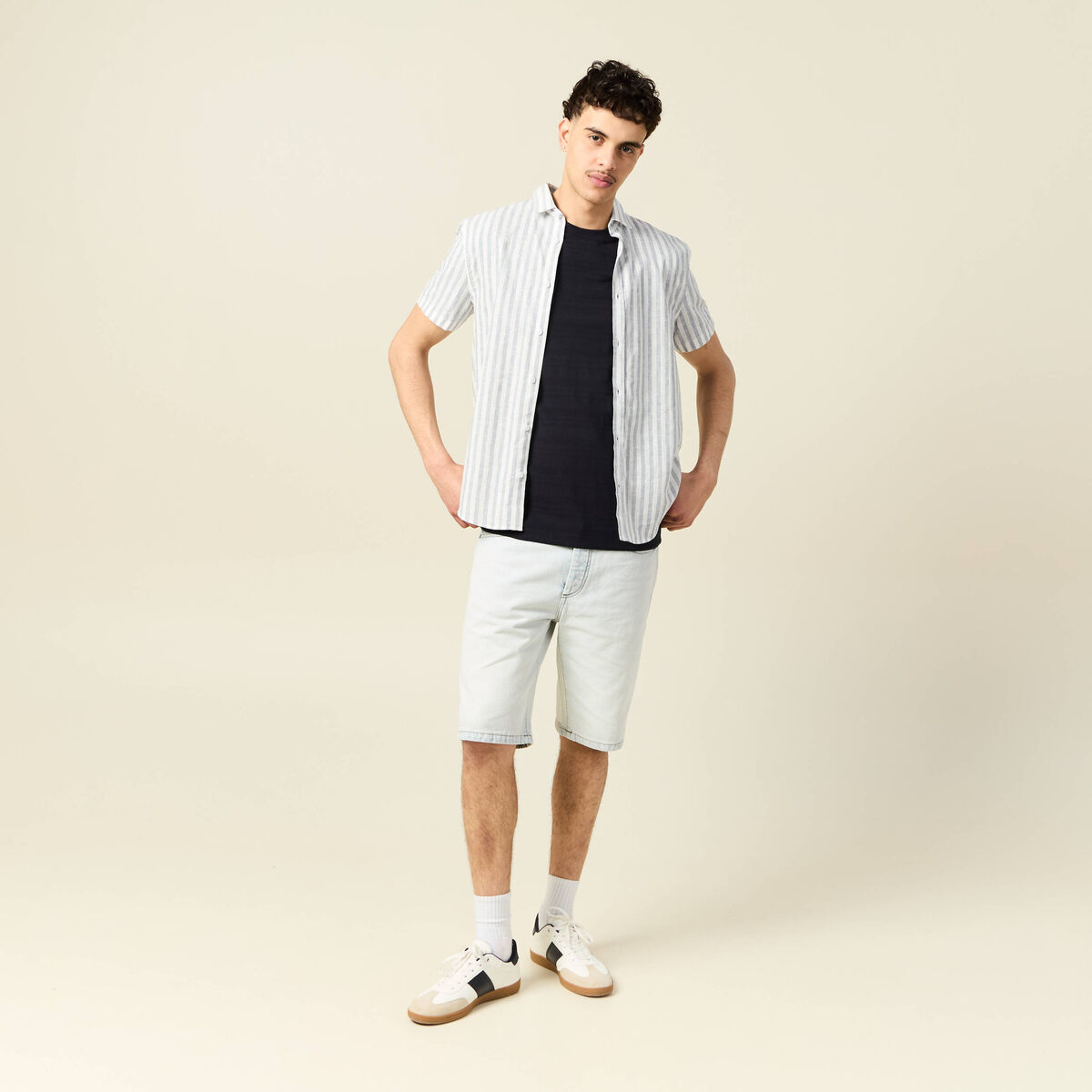 T-shirt manches courtes noir homme