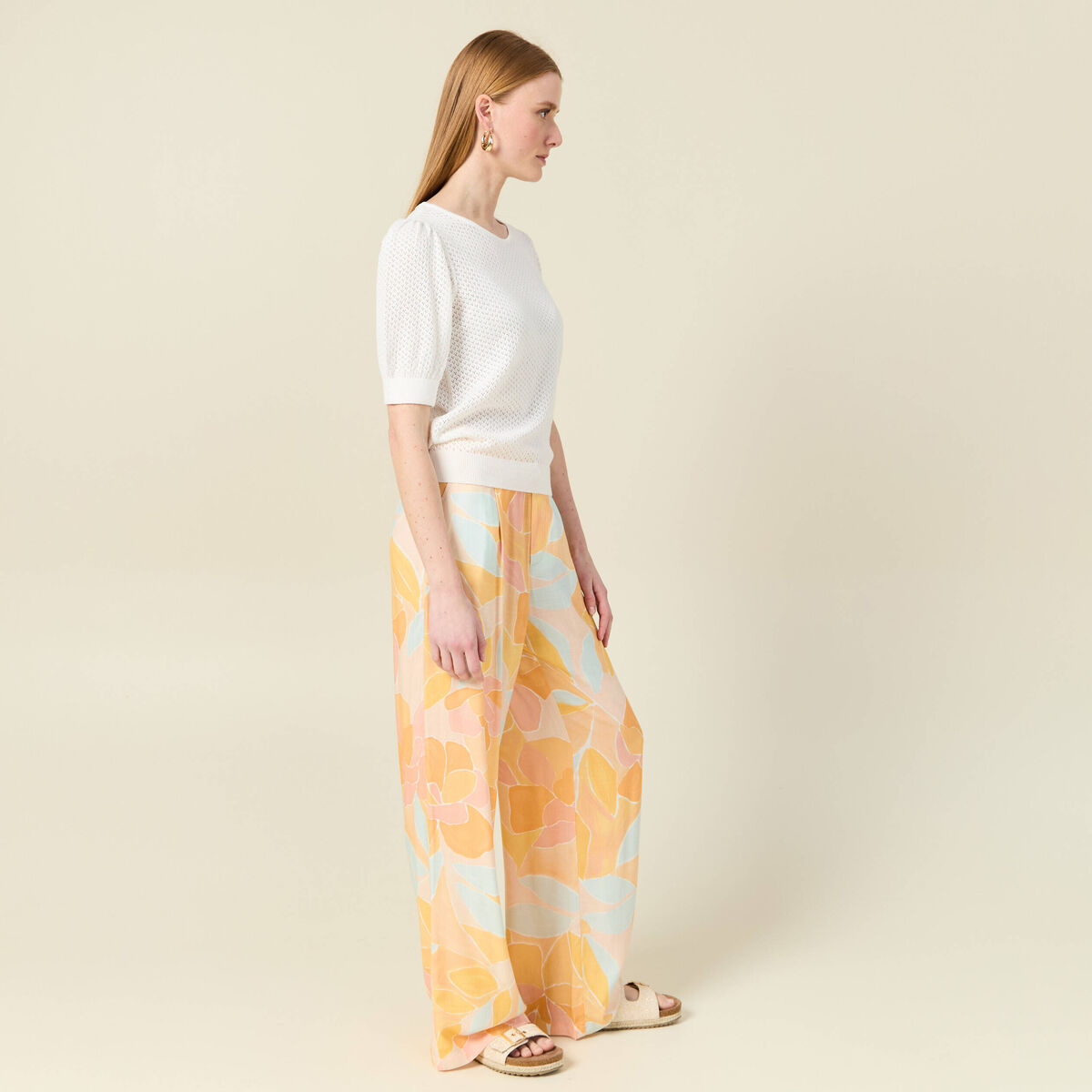 Pull manches courtes ajouré creme femme