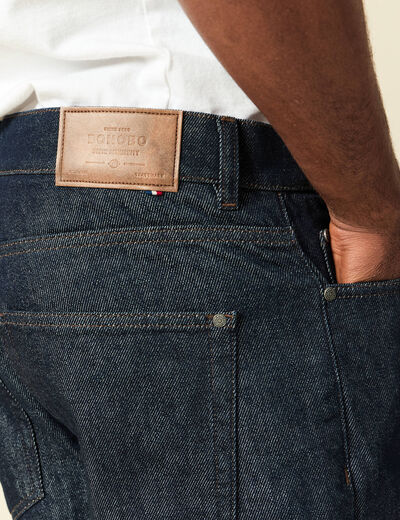 Jeans straight longueur 32 en coton denim brut rinse homme