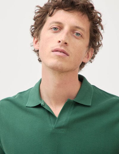 Polo cintr&eacute; manches courtes en coton vert homme