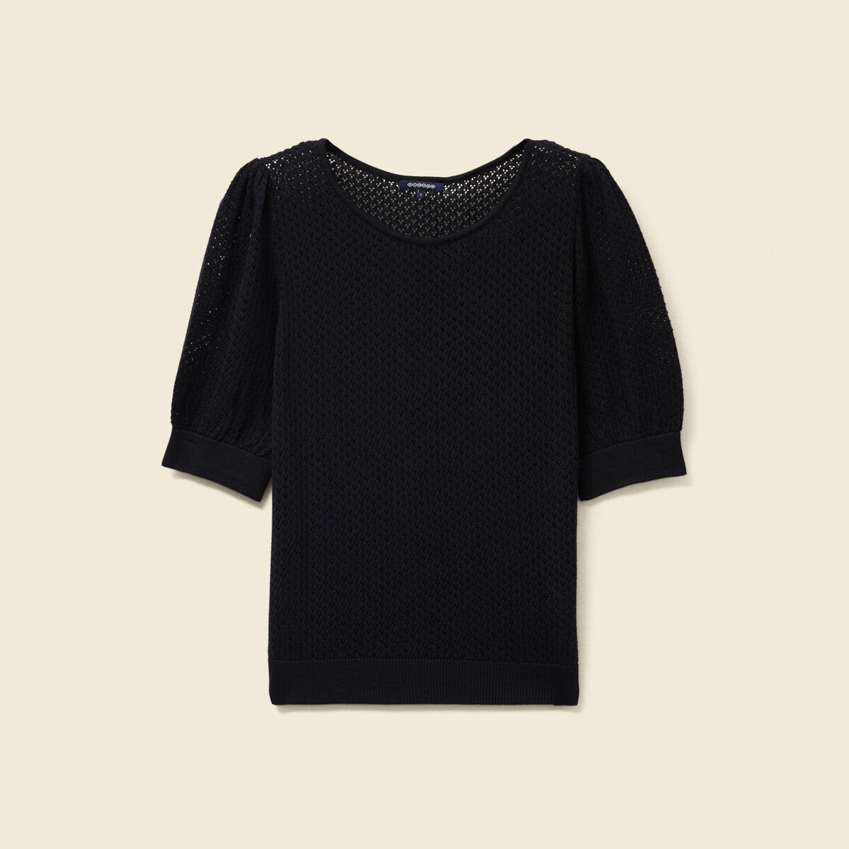 Pull manches courtes ajour&eacute; noir femme