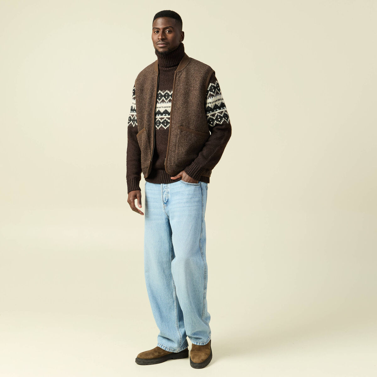 Pull moyenne maille col rond sable homme