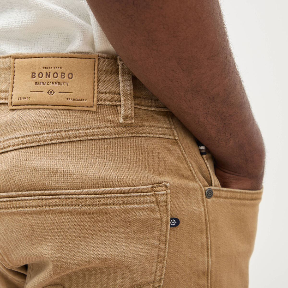 Jeans straight longueur 32 denim camel homme