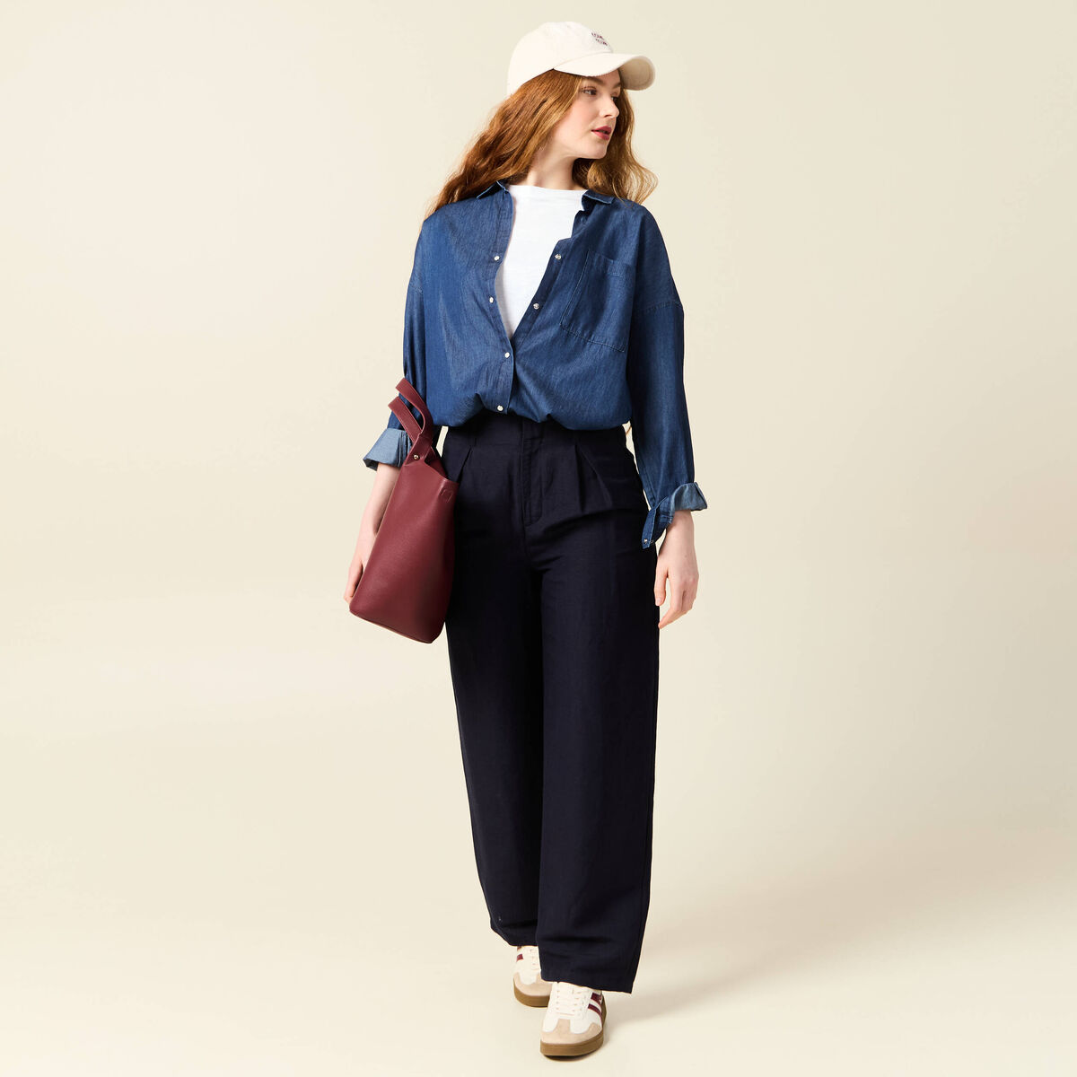 Pantalon large à pinces bleu foncé femme