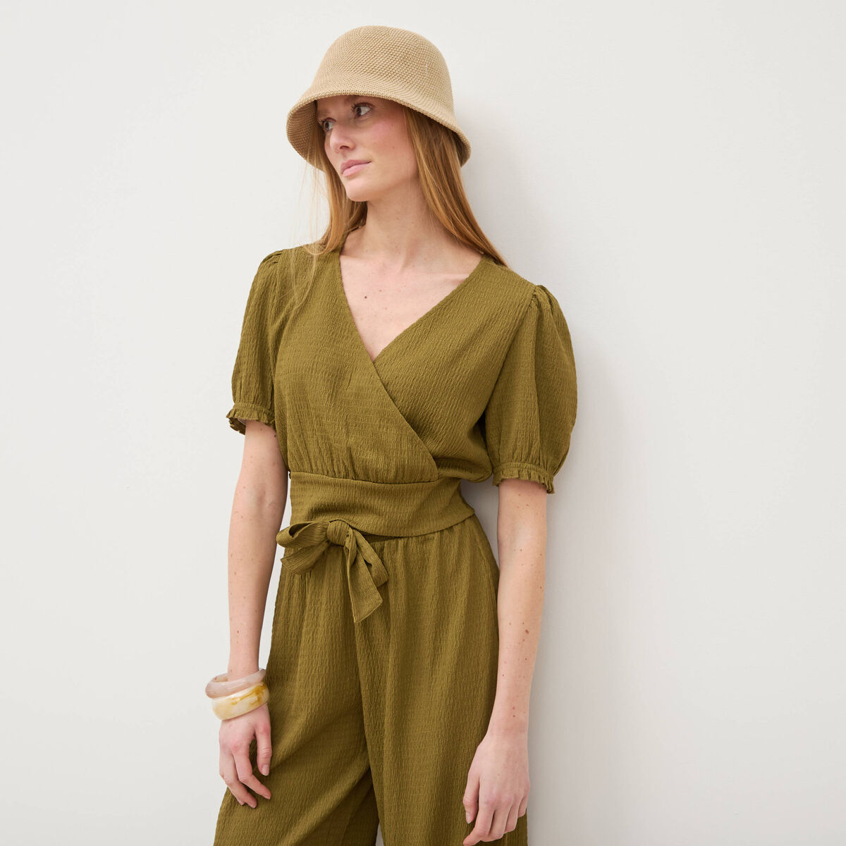 Blouse cropped manches courtes vert kaki femme