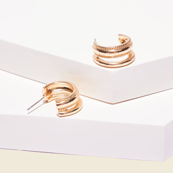 Boucles d'oreilles clous couleur or femme
