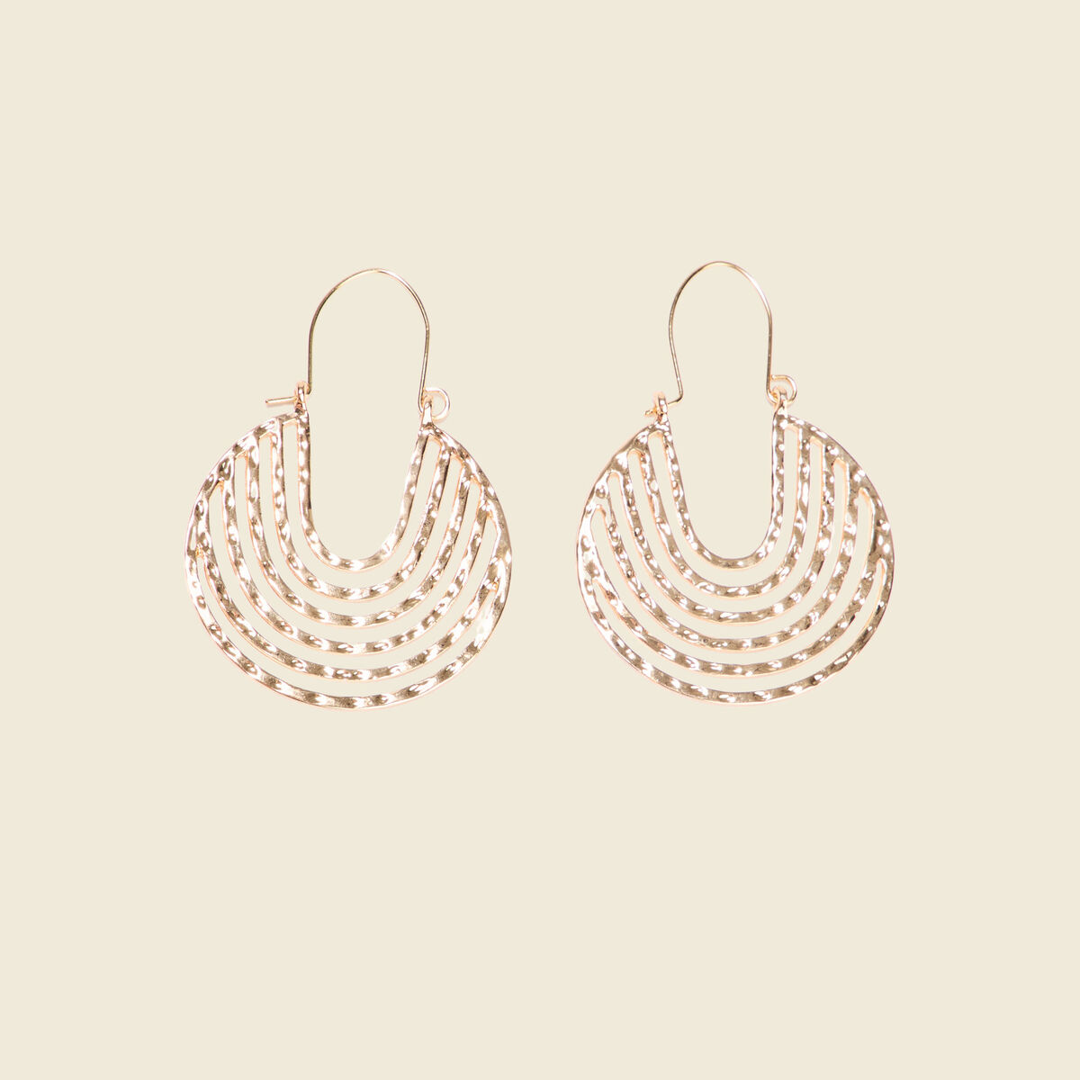 Boucles d'oreilles créoles couleur or femme