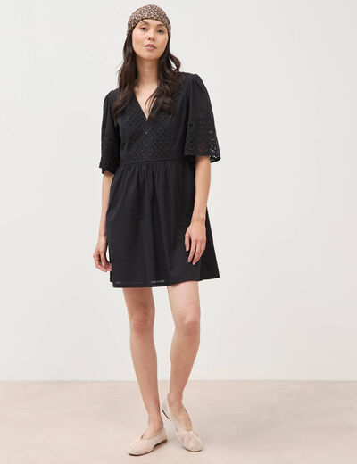 Robe courte &eacute;vas&eacute;e col v manches 3/4 noir femme