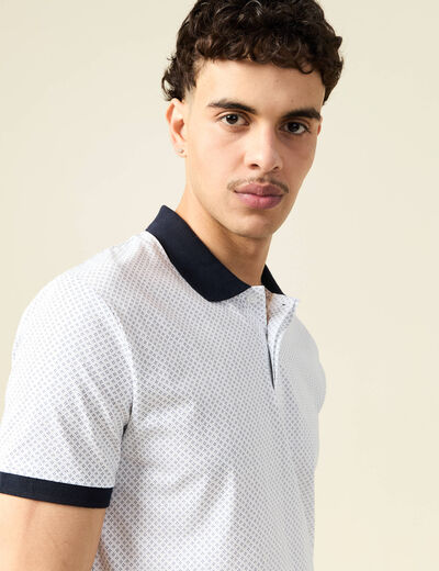 Polo cintr&eacute; en coton manches courtes vert olive homme