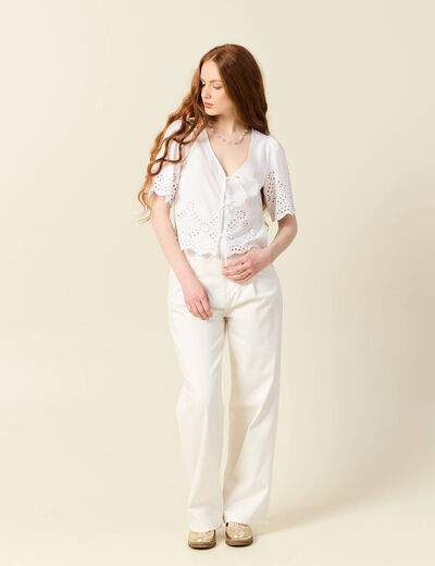 Blouse manches courtes brodée ecru femme