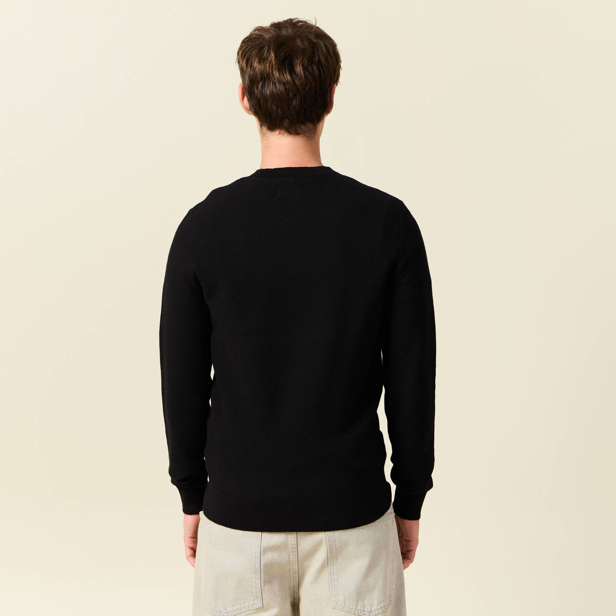 Pull col V noir homme