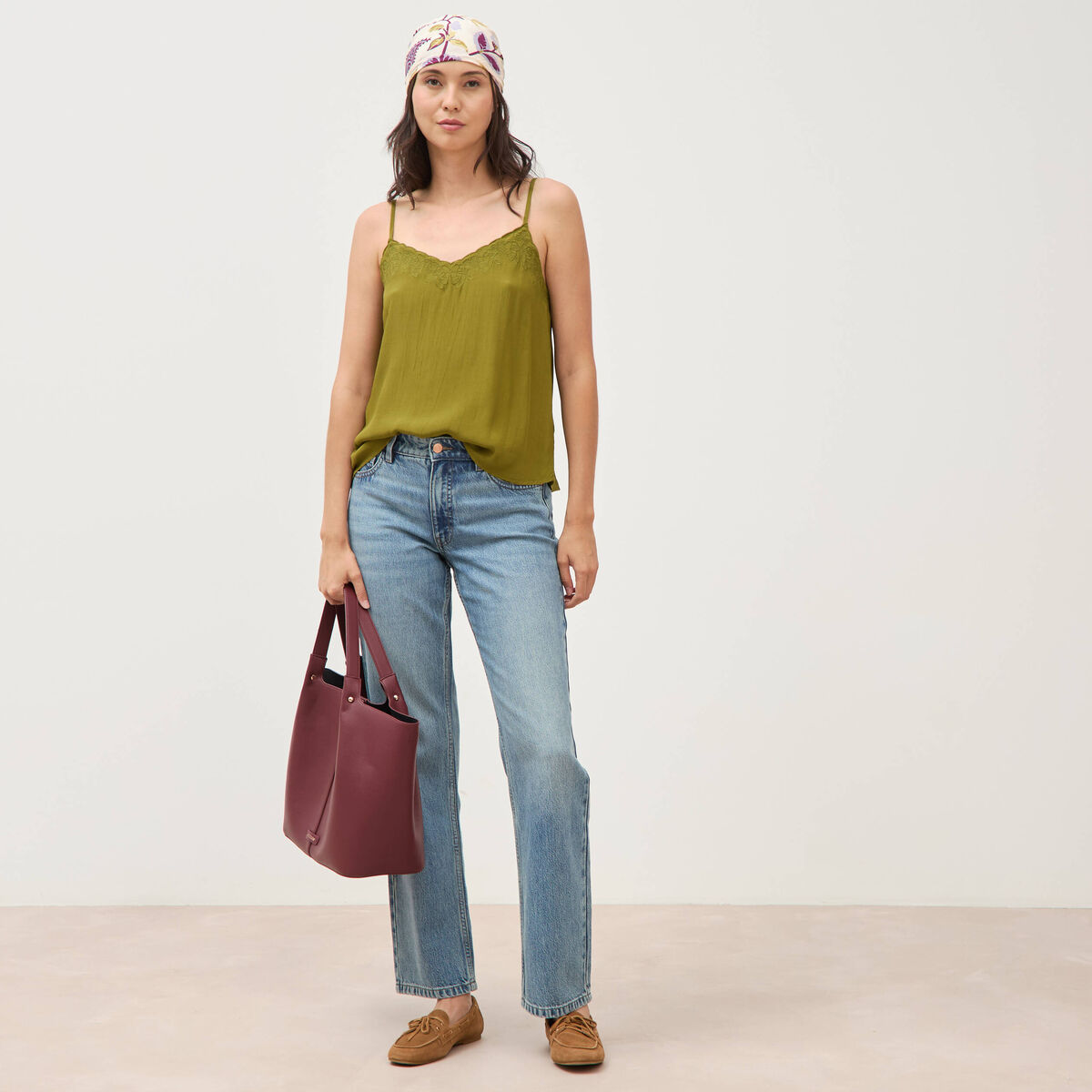 Caraco col v bretelles brod&eacute; vert kaki femme