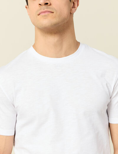 T-shirt ajust&eacute; col rond manches courtes blanc homme