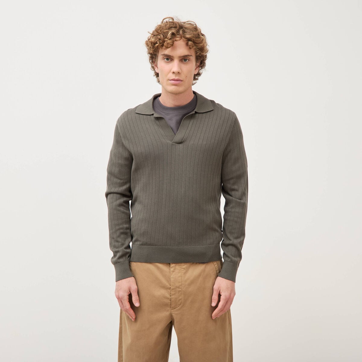 Pull manches longues vert fonc&eacute; homme