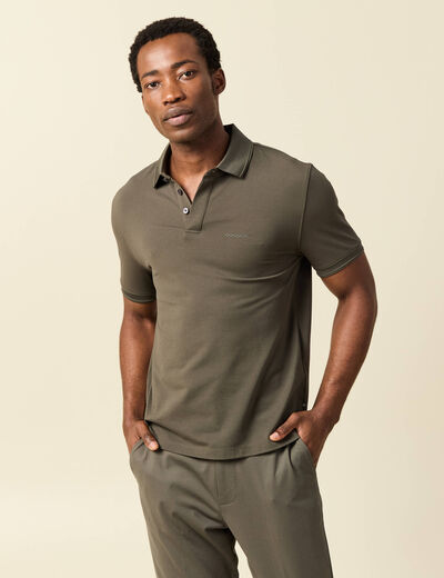 Polo cintr&eacute; manches courtes col polo vert fonc&eacute; homme