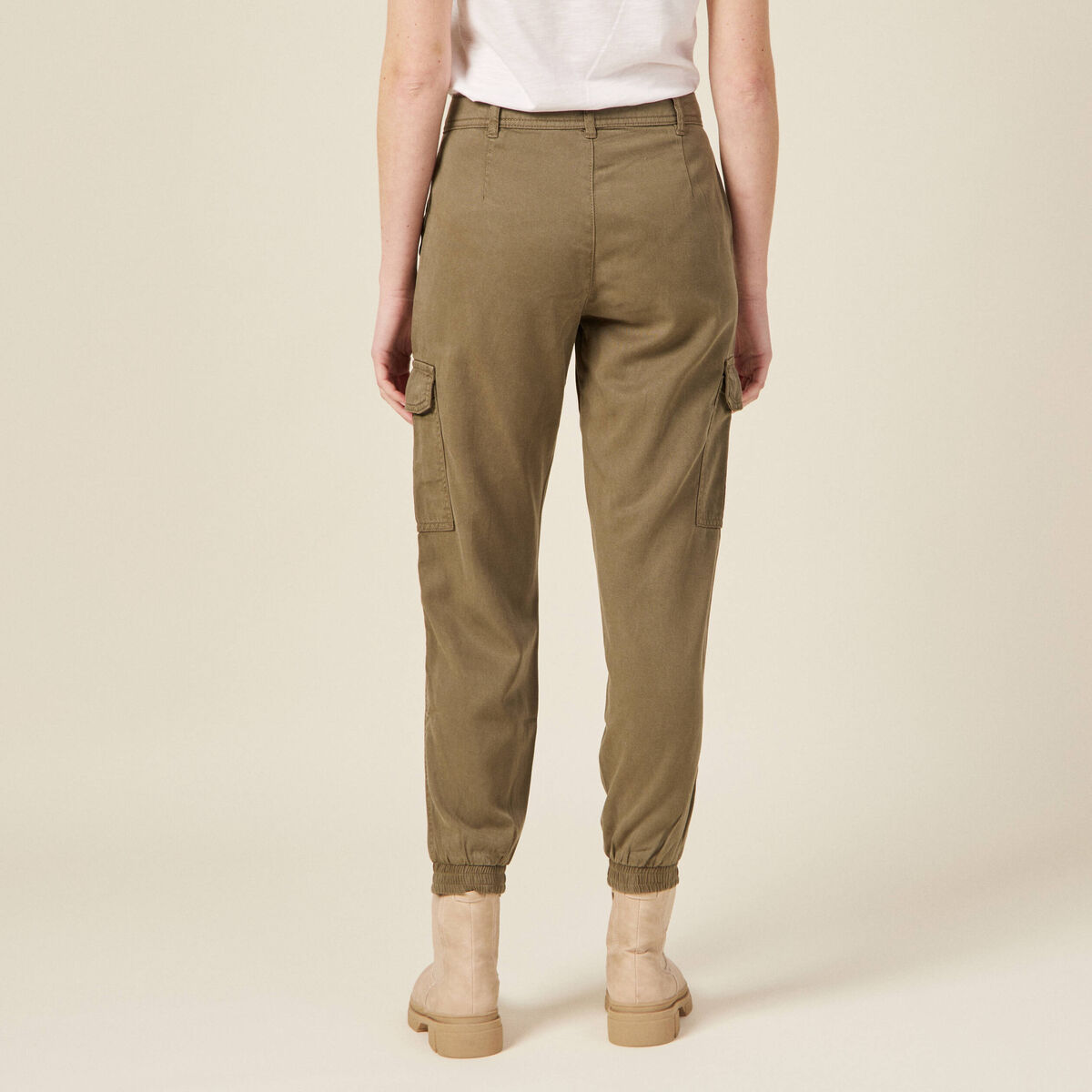 Pantalon éco-responsable vert kaki femme