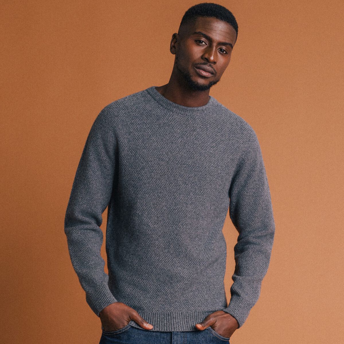 Pull manches longues fabriqu&eacute; en France gris fonc&eacute; homme