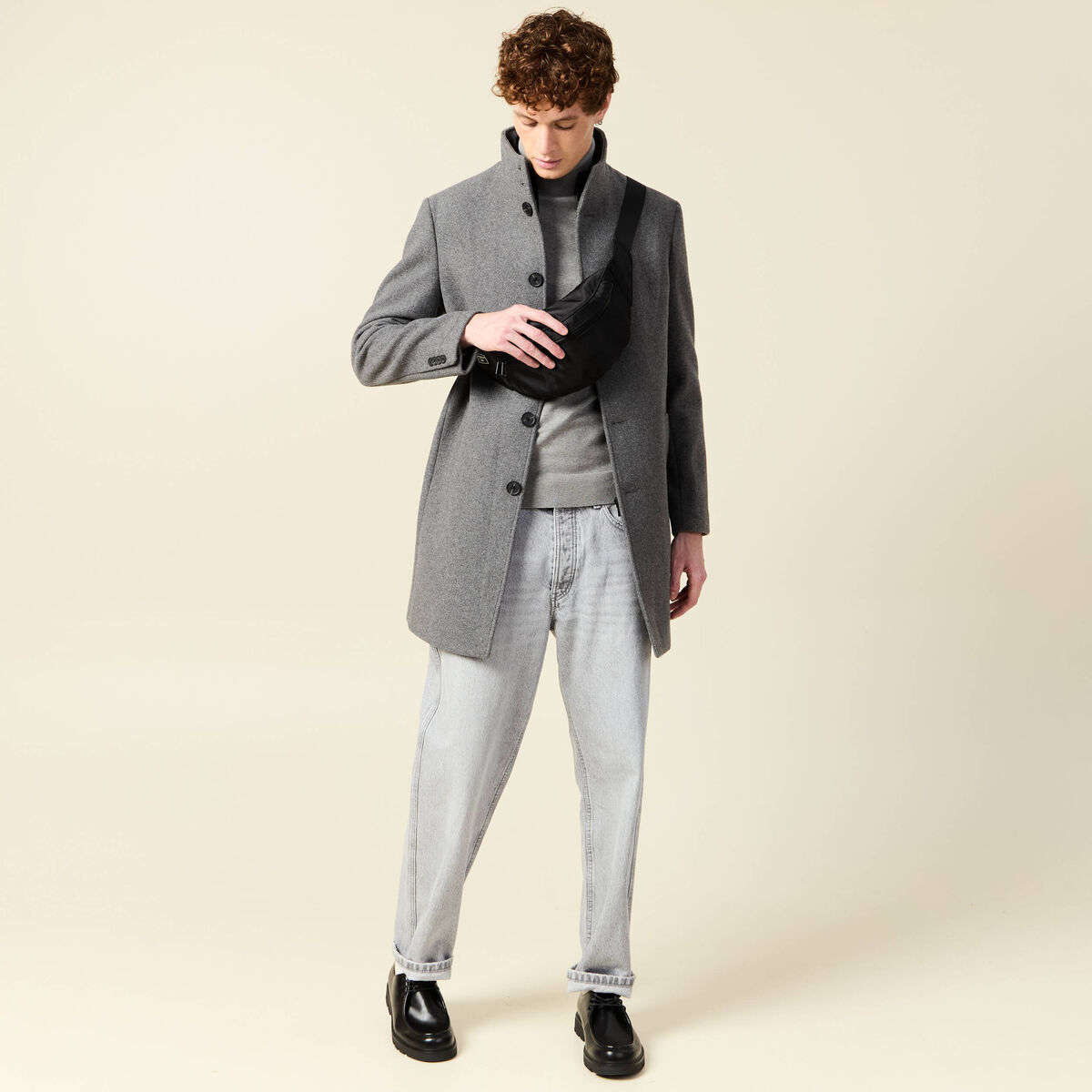 Manteau droit long col montant gris fonc&eacute; homme