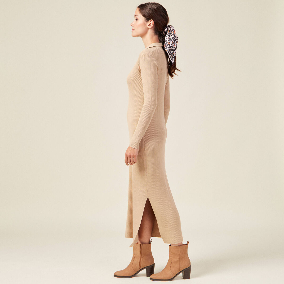 Robe pull longue moulante beige femme