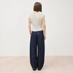 T-shirt ajust&eacute; sans manches ivoire femme