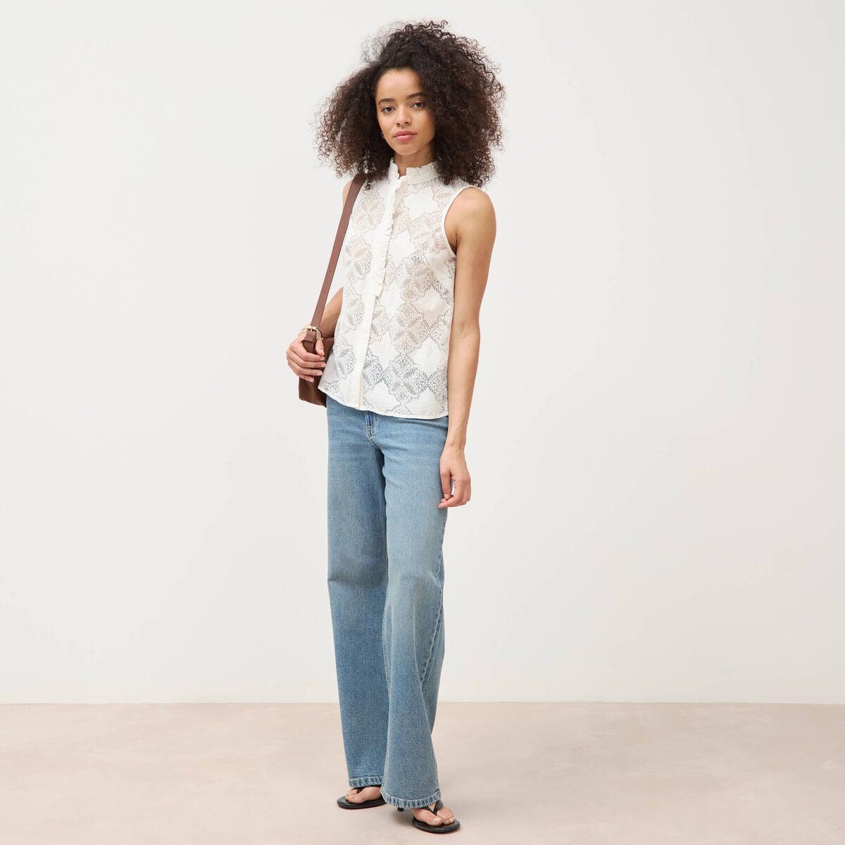 Top sans manches en dentelle col rond ecru femme