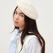 B&eacute;ret creme femme