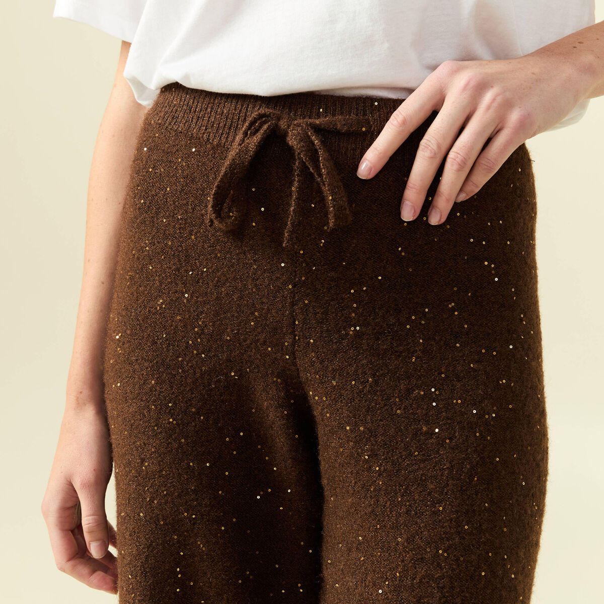 Pantalon large taille haute en maille marron fonc&eacute; femme