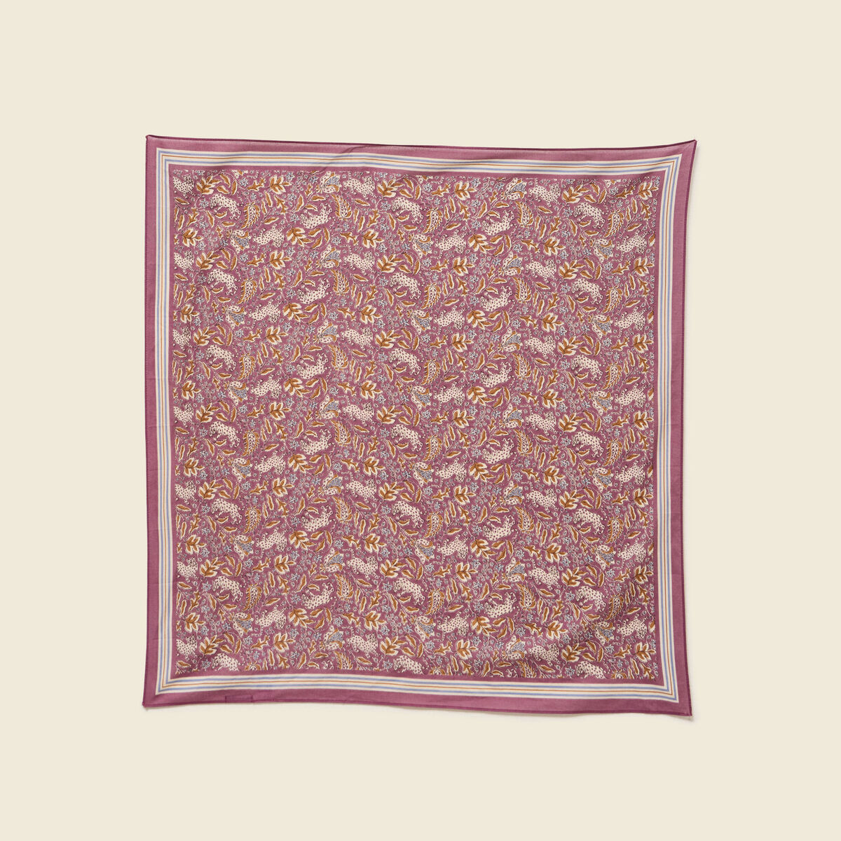 Foulard en coton satin&eacute; bordeaux femme