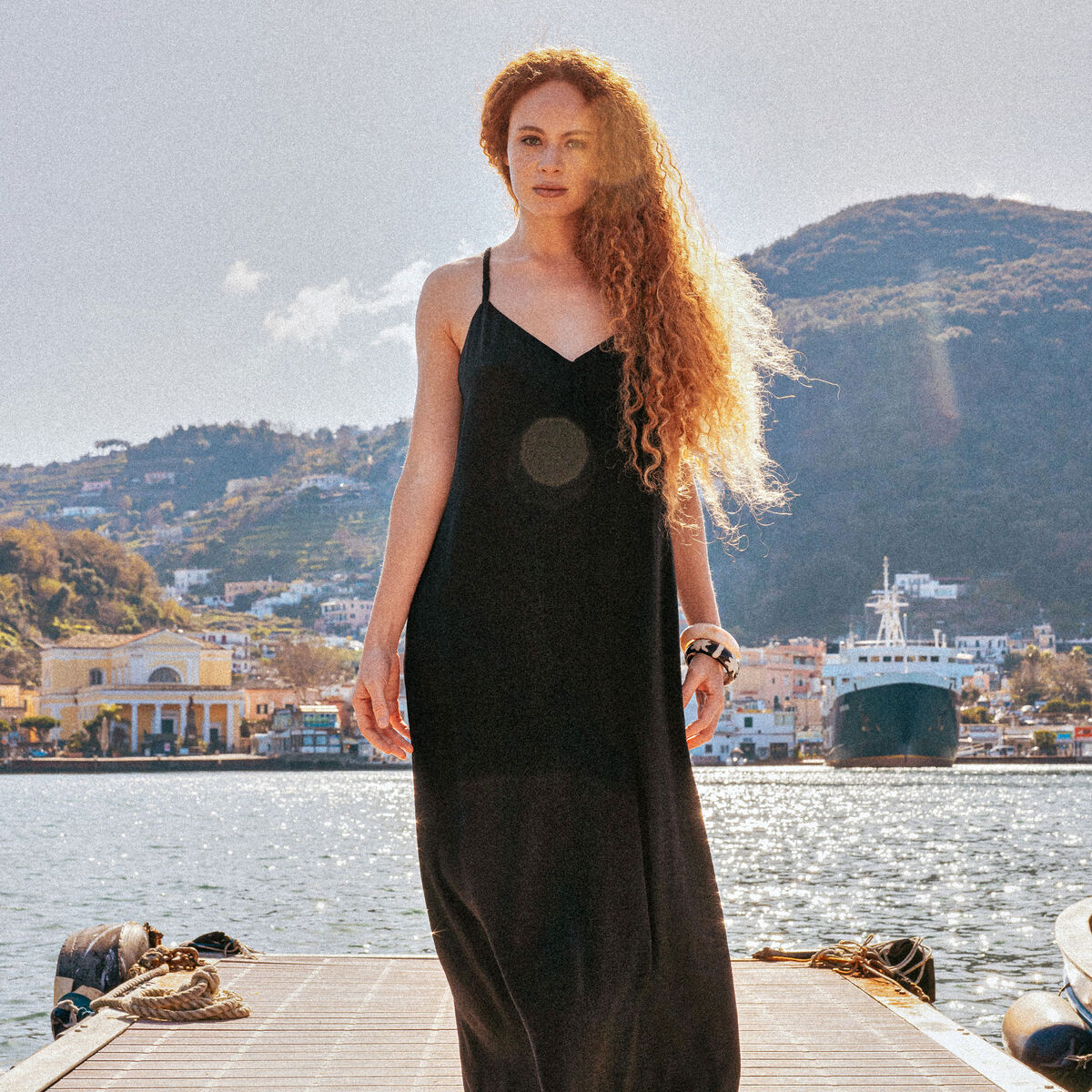 Robe longue droite satin noir femme