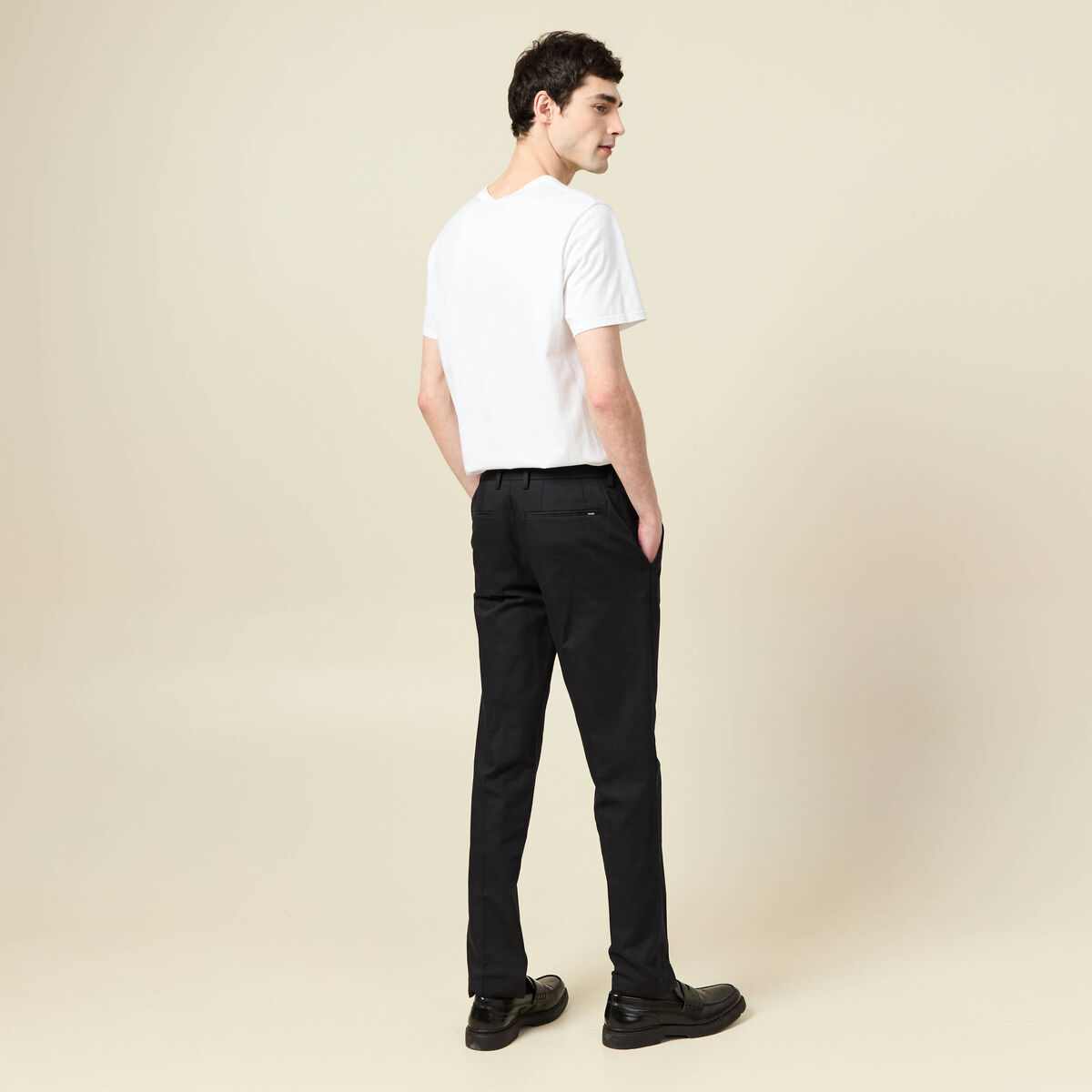 Pantalon chino noir homme