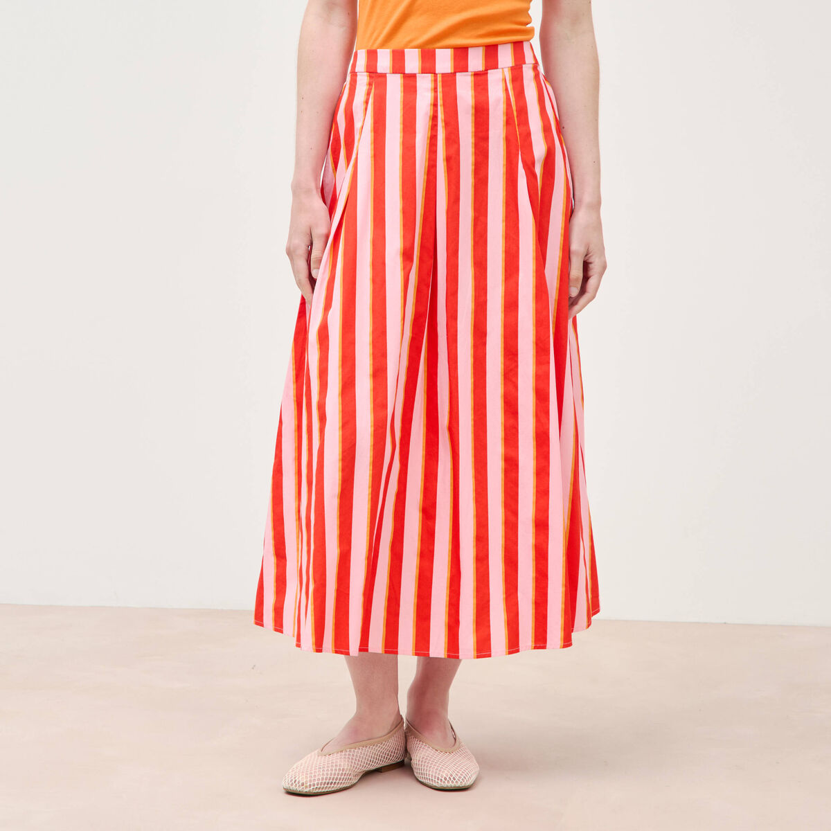 Jupe longue &eacute;vas&eacute;e en coton ray&eacute; orange corail femme