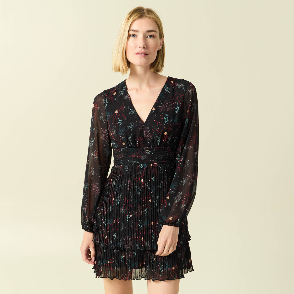 Robe &eacute;vas&eacute;e bas pliss&eacute; noir femme