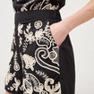 Short en coton avec broderie noir femme