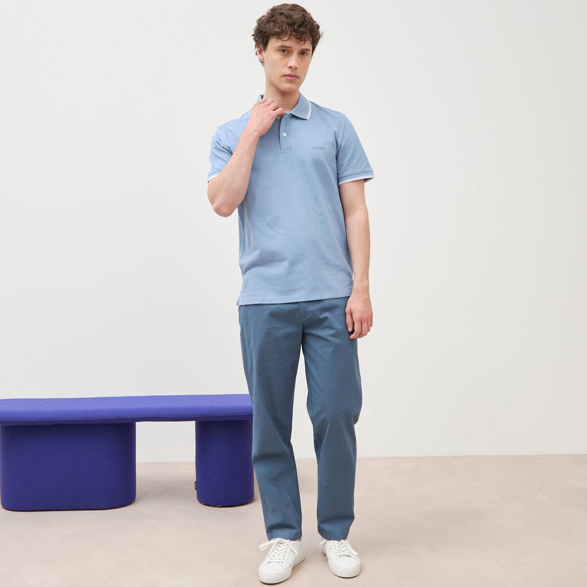Pantalon regular longueur 32 bleu fonc&eacute; homme