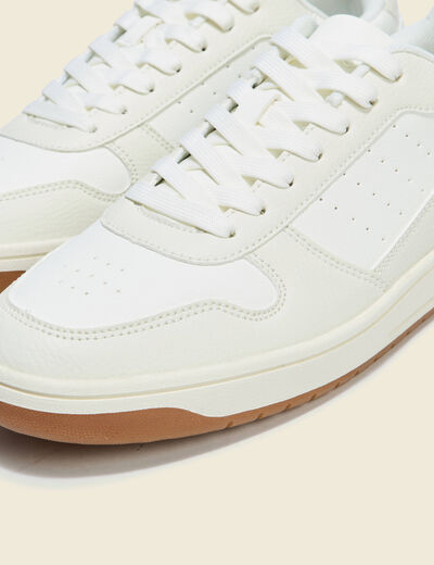 Baskets plates à lacets ecru homme