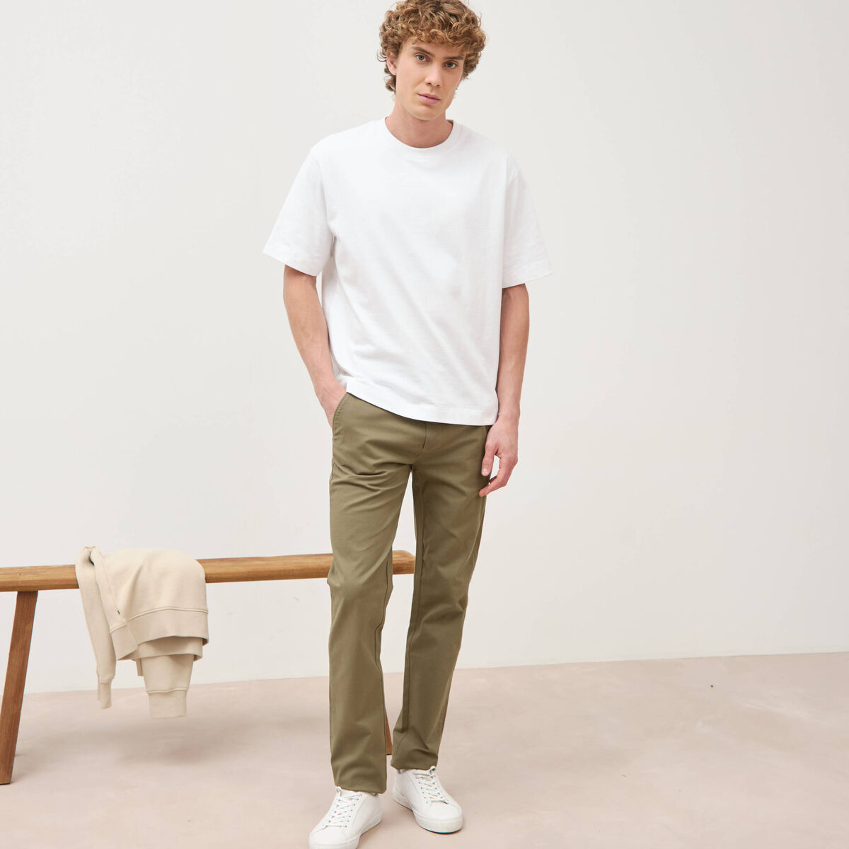 Pantalon chino slim taupe homme