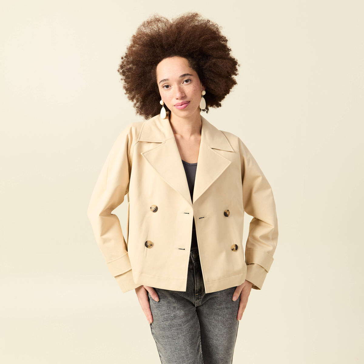 Trench oversize court col tailleur beige femme