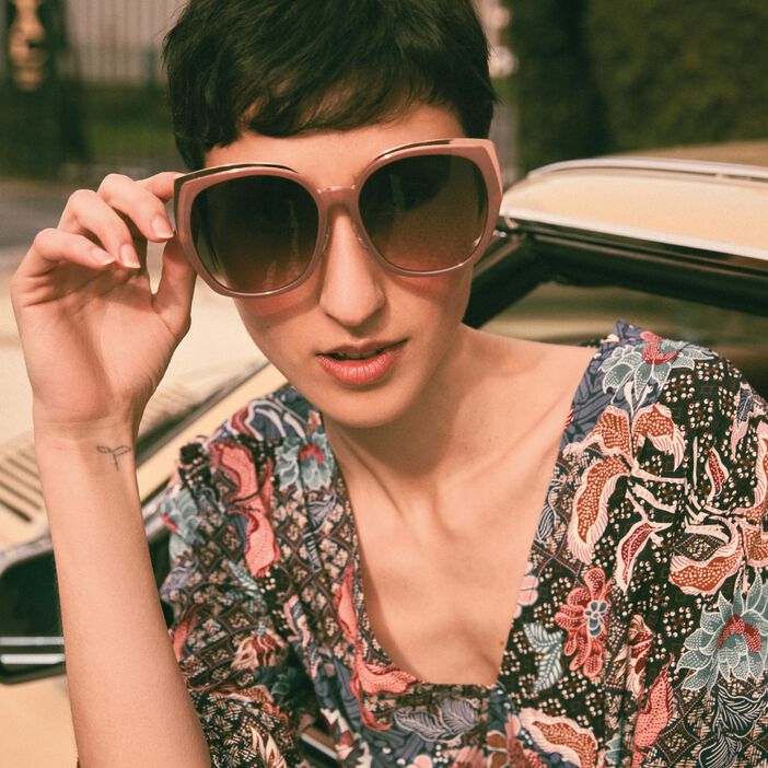 Lunettes de soleil rose clair femme