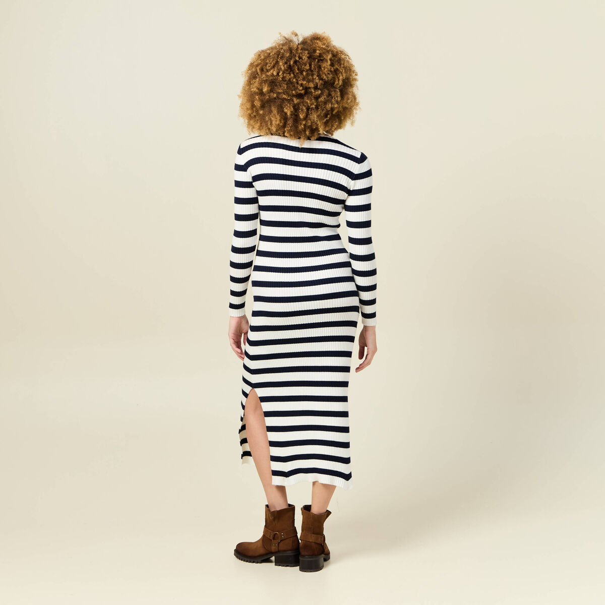Robe tricot longue ajust&eacute;e bleu marine femme