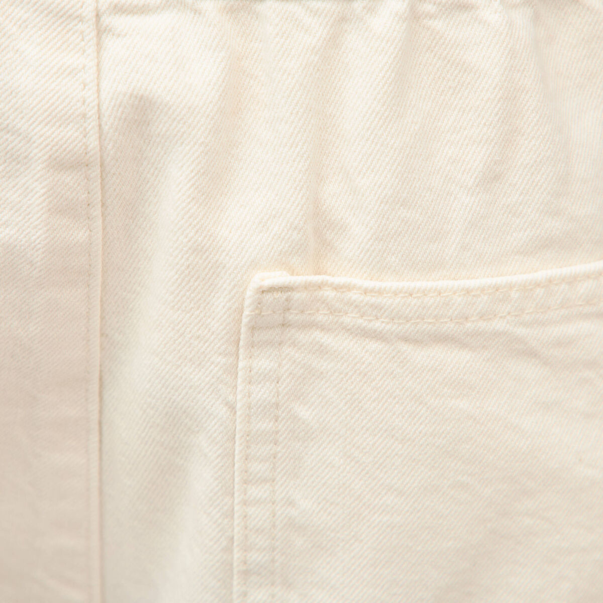Bermuda en coton ecru homme