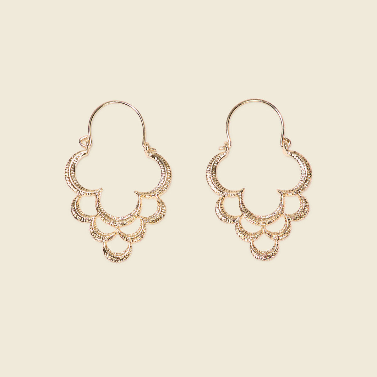 Boucles d'oreilles pendantes couleur or femme