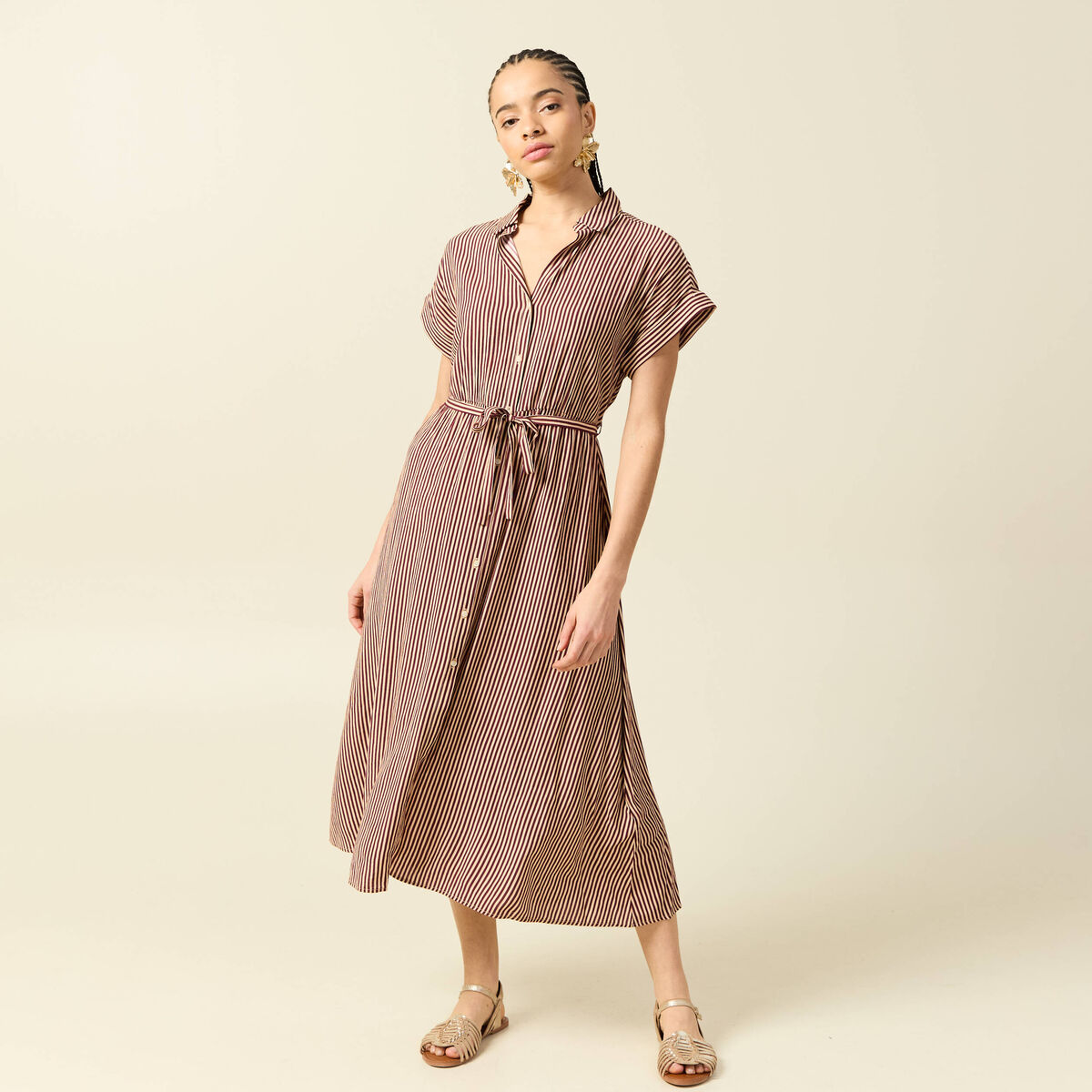 Robe longue &eacute;vas&eacute;e manches courtes violet femme