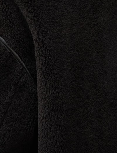 Manteau court oversize sherpa noir femme
