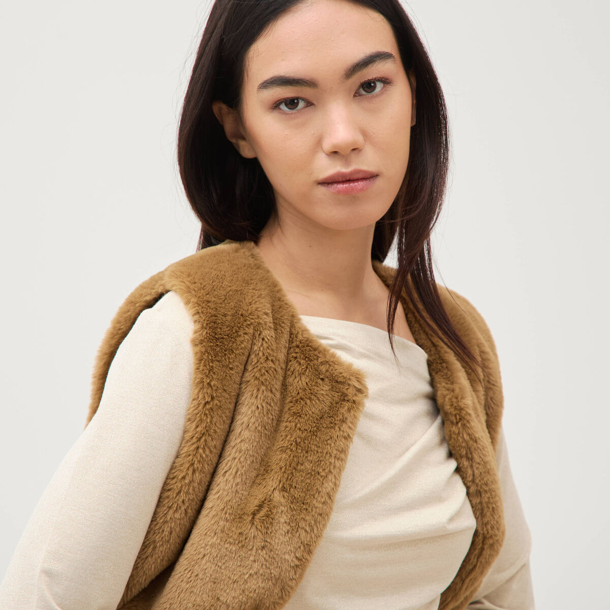 Gilet sans manches doubl&eacute; camel femme