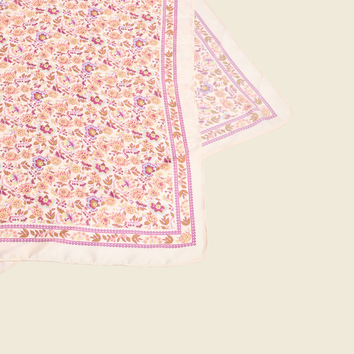 Foulard carré satin ecru femme