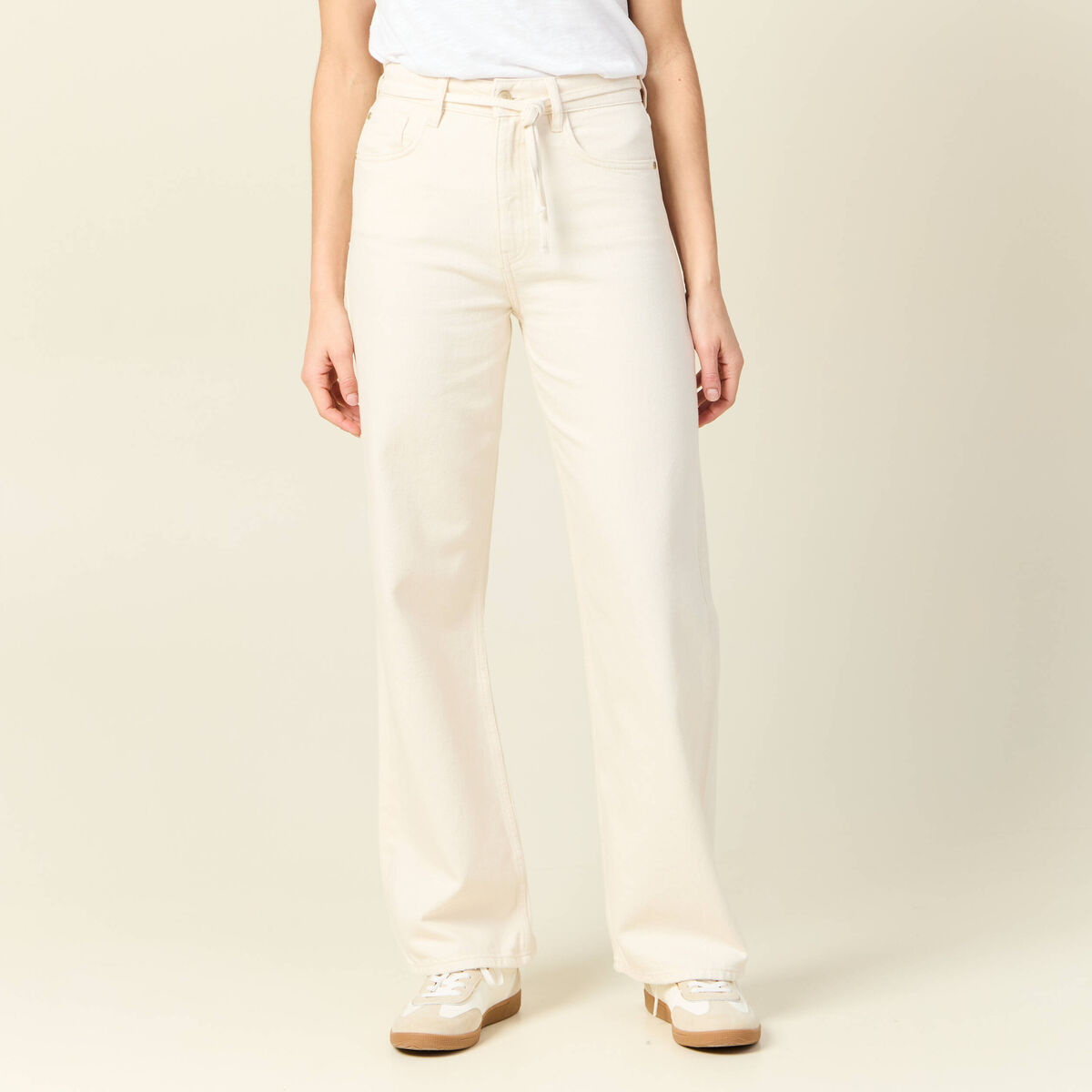Jeans baggy ceinturé denim blanc femme
