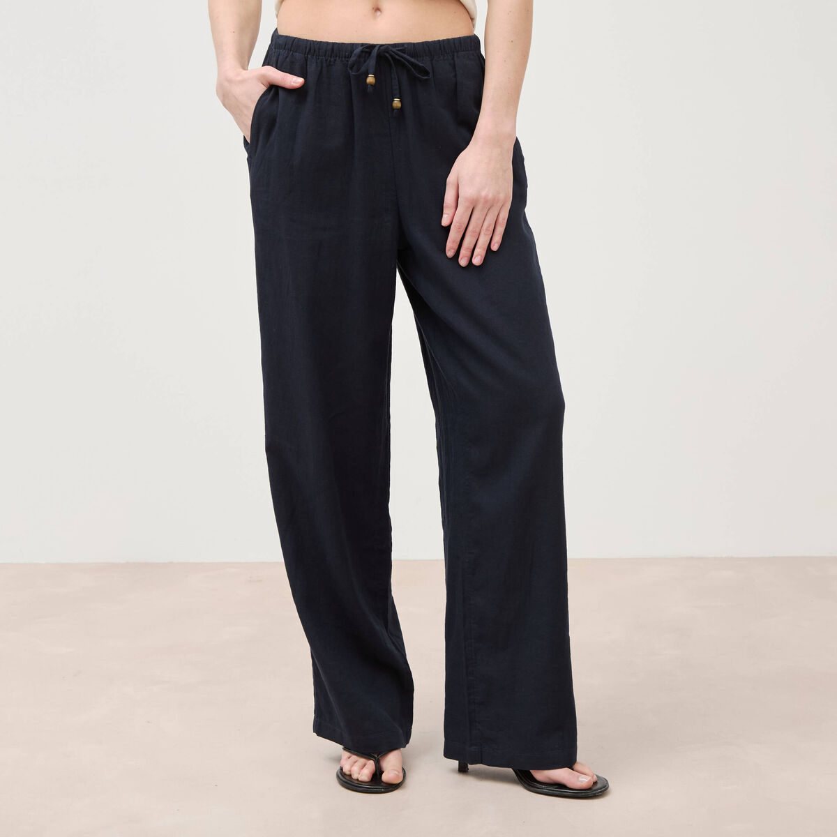 Pantalon standard fluide bleu marine femme