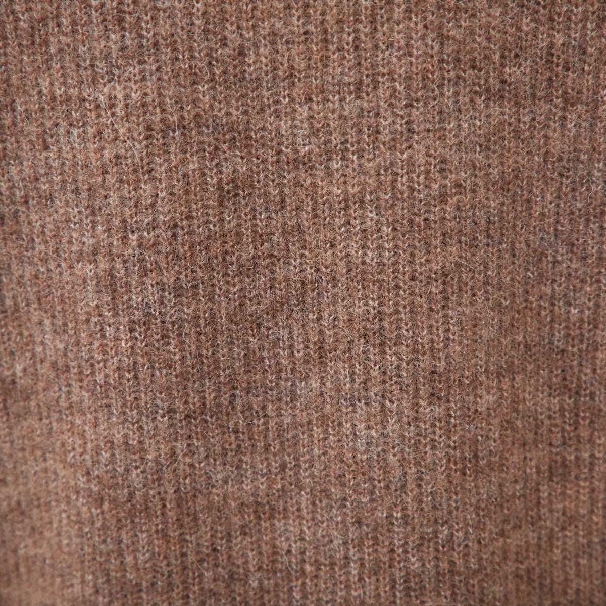 Pull droit col montant manches longues marron femme